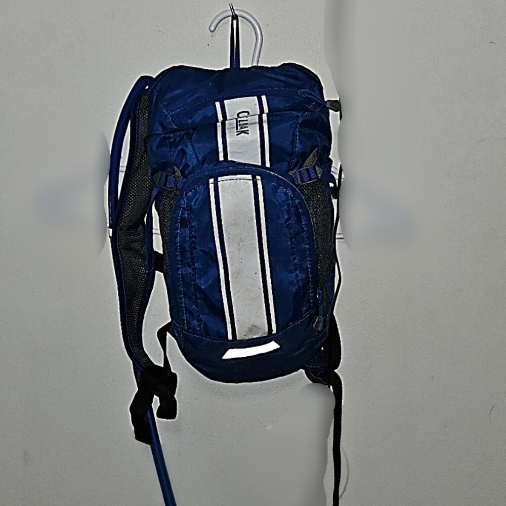 CAMELBAK Mini Mule Blue and White Hydration Backpack 1.5 Liter Unused Reservoir